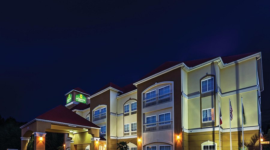 La Quinta Inn & Suites Palestine